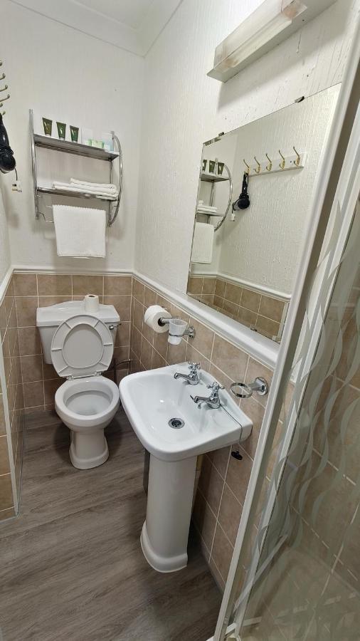 Orient B&B Holyhead Kültér fotó