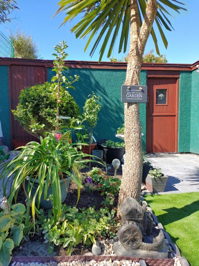 Orient B&B Holyhead Kültér fotó
