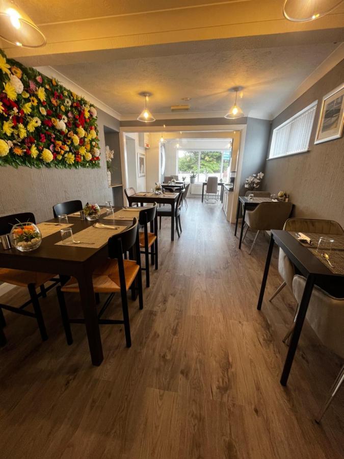 Orient B&B Holyhead Kültér fotó